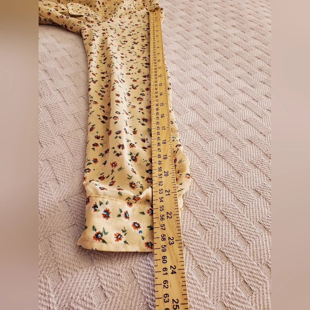 Vintage Mine Floral Crop Top Tie-Front Blouse - Picture 8 of 11